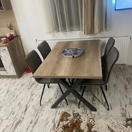 Szoegedi * בדקסוניטומאי